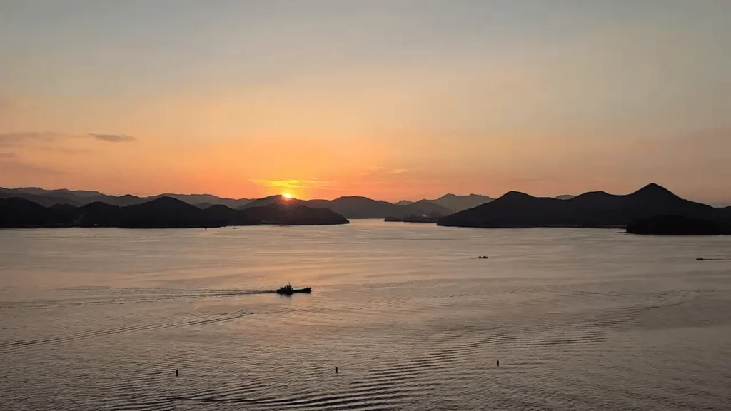 🌅 숨겨진 해돋이 일출 명소 추천 : 사람 적고 감성 가득한 새해맞이 스팟 7선 7 숨겨진 해돋이 일출 명소 추천